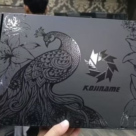 

BOX KEMASAN DUS PACKING SPOT UV UKURAN 31X22X7 BAHAN KOKOH TEBAL HAMPERS