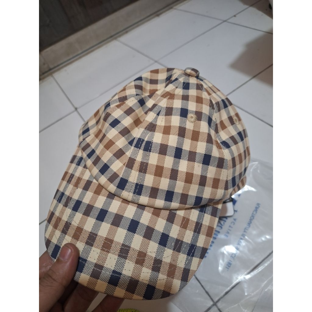 aquascutum check cap