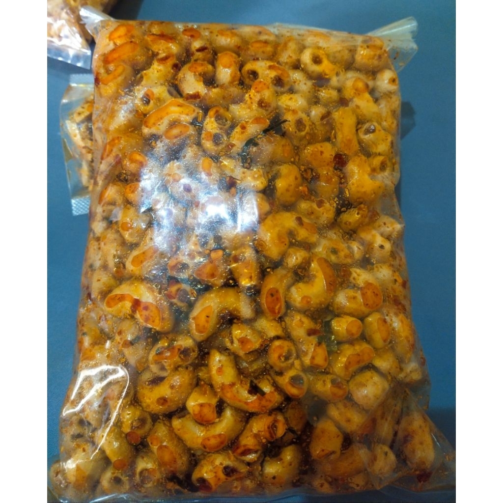 

makroni bantat pedas daun jeruk bumbu melimpah/original daun jeruk 500gr