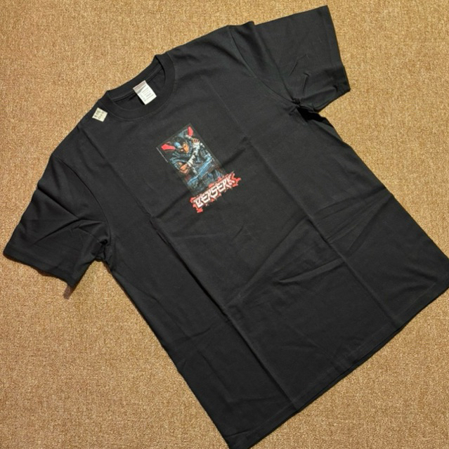 (B) Kaos Berserk Bootleg Child Memories Hitam L Anime
