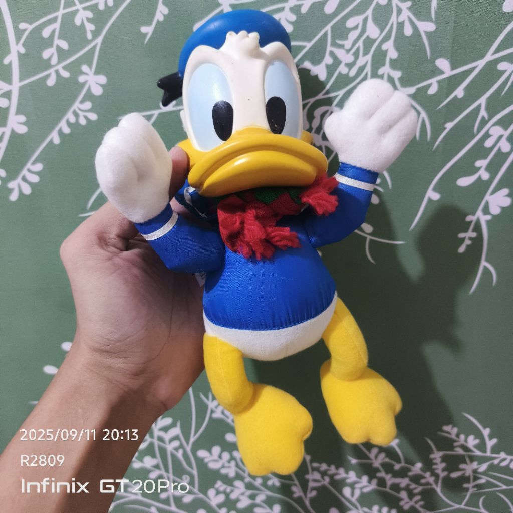 Boneka Donald Duck MCD