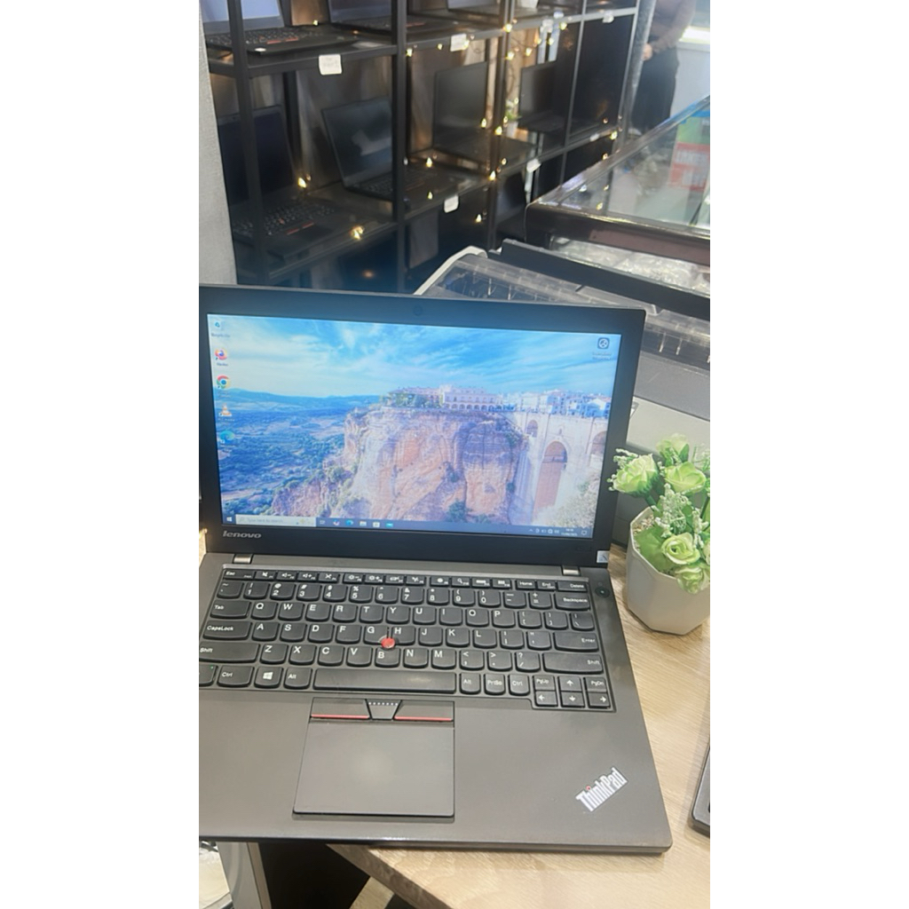 Laptop thinkpad X250 intel core i5 gen 5 Ram8/256Gb