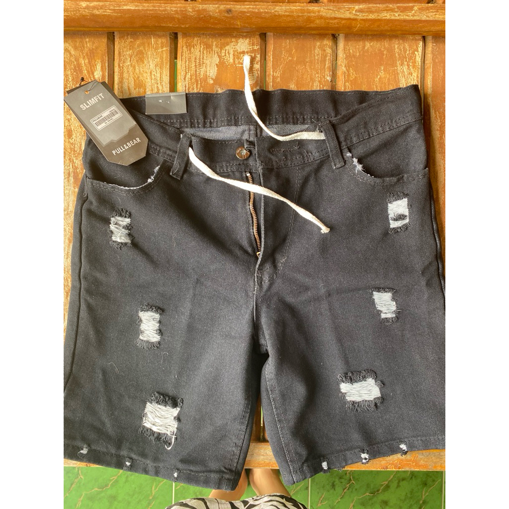 Celana Jeans Pendek Hitam Sobek Sobek