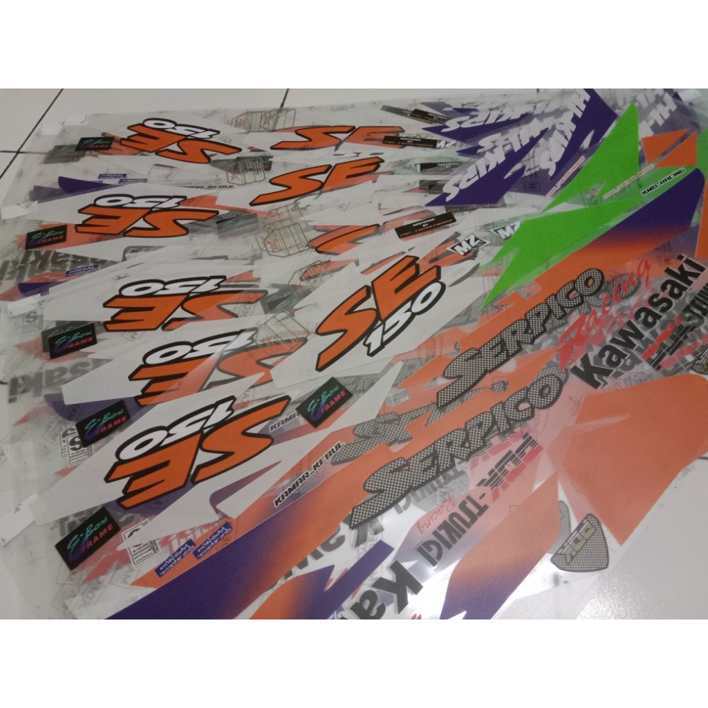 STRIPING/LIVERY KAWASAKI SERPICO