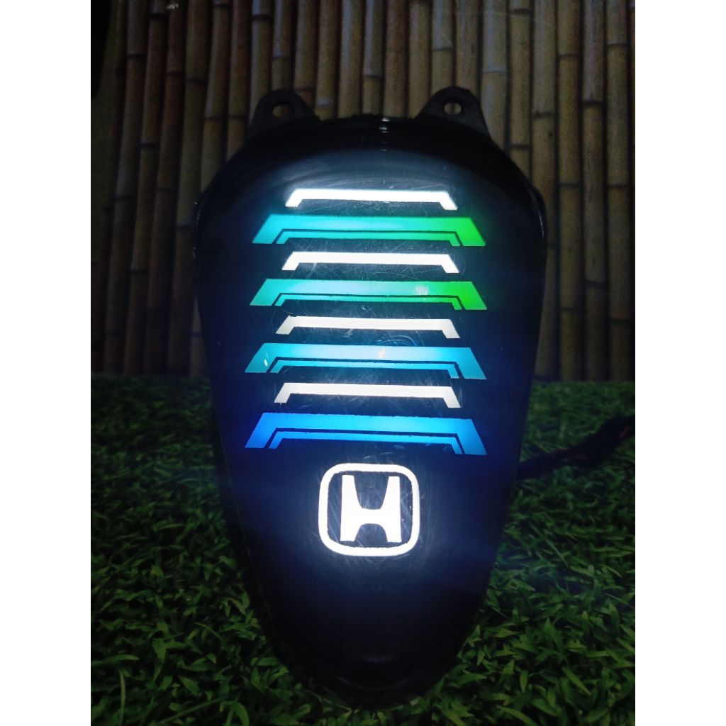 Satuset Lampu stoplamp Lazy RGB Scoopy Karbu