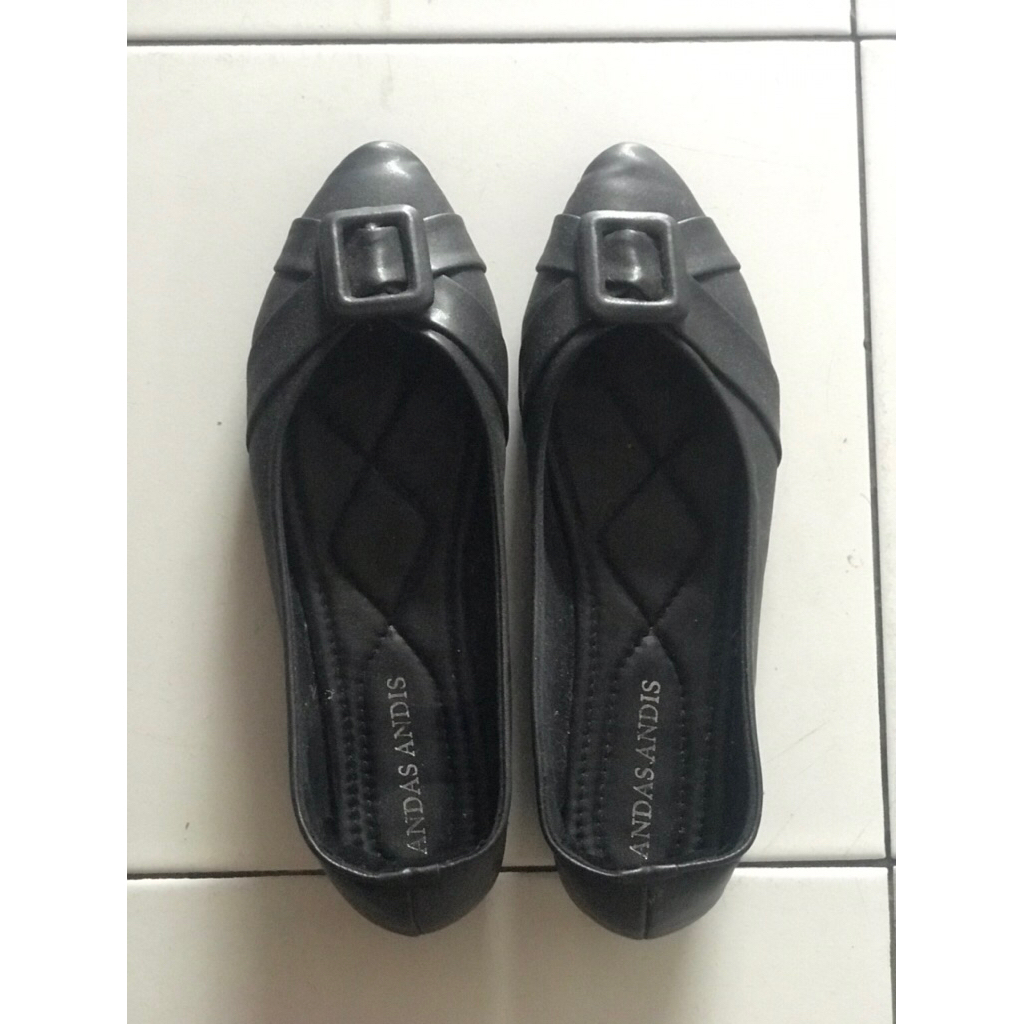 PRELOVED ANDAS ANDIS FLAT SHEOS HITAM (BACA DESKRIPSI)