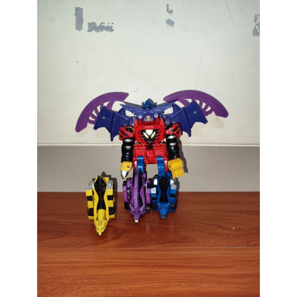 Robot Mainan Gekitouja Geki Touja Gekitoja Gekitohja KW Geki Wolf Geki Bat Zord Megazord Gekiranger 