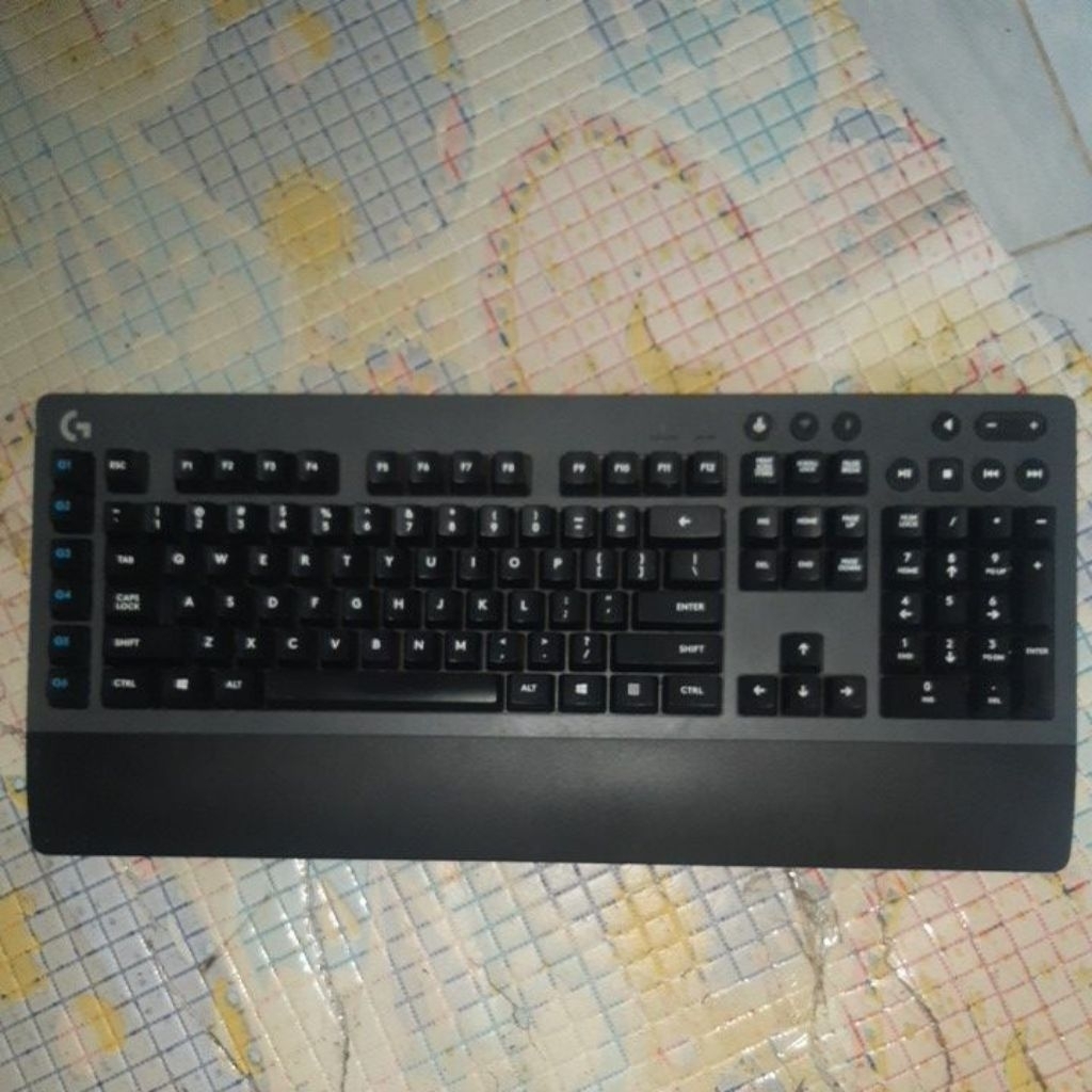 keyboard Logitech G613 dual mode Wireless dan Bluetooth normal