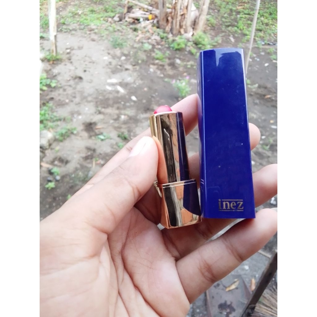 lipstik inez