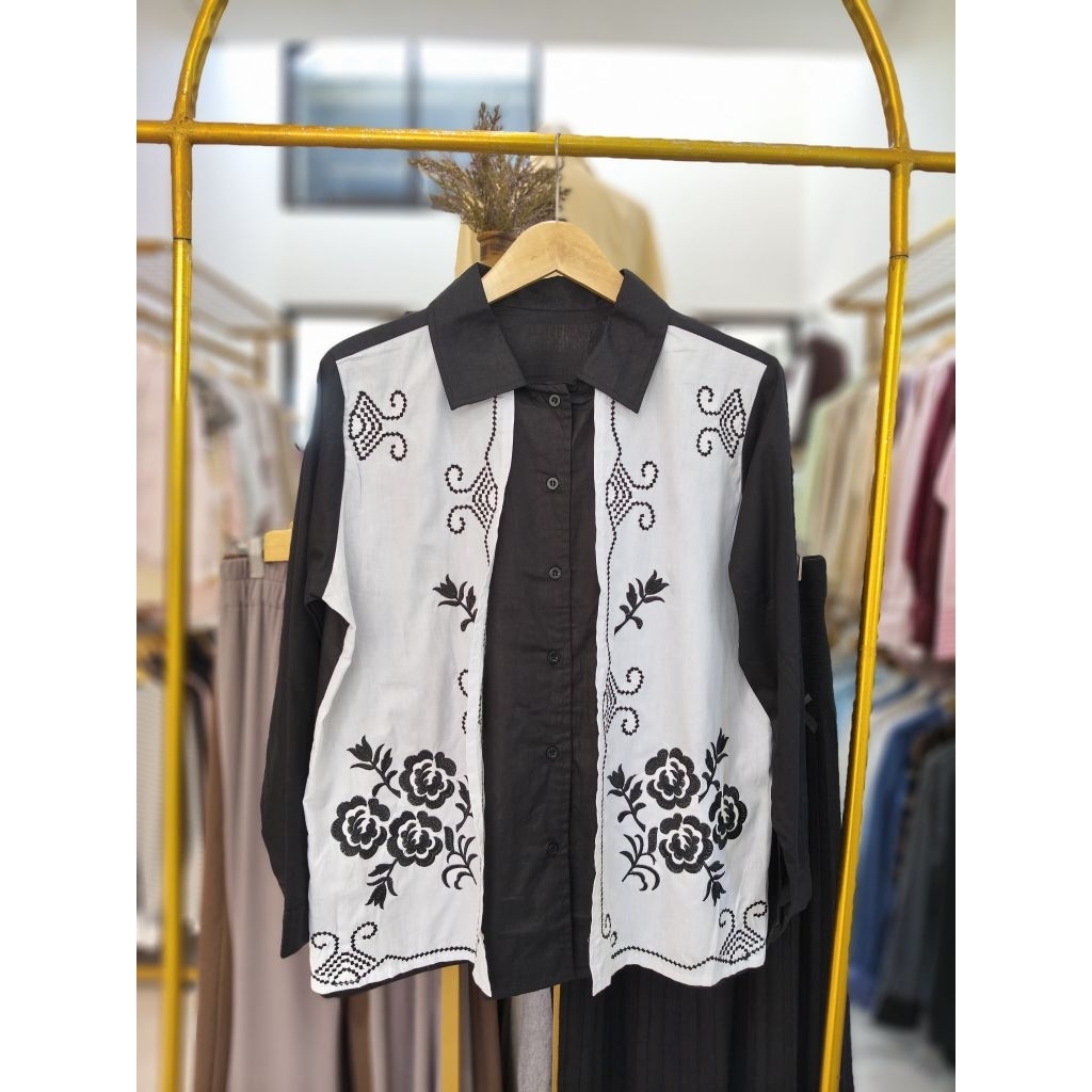 kemeja wanita katun hitam bunga