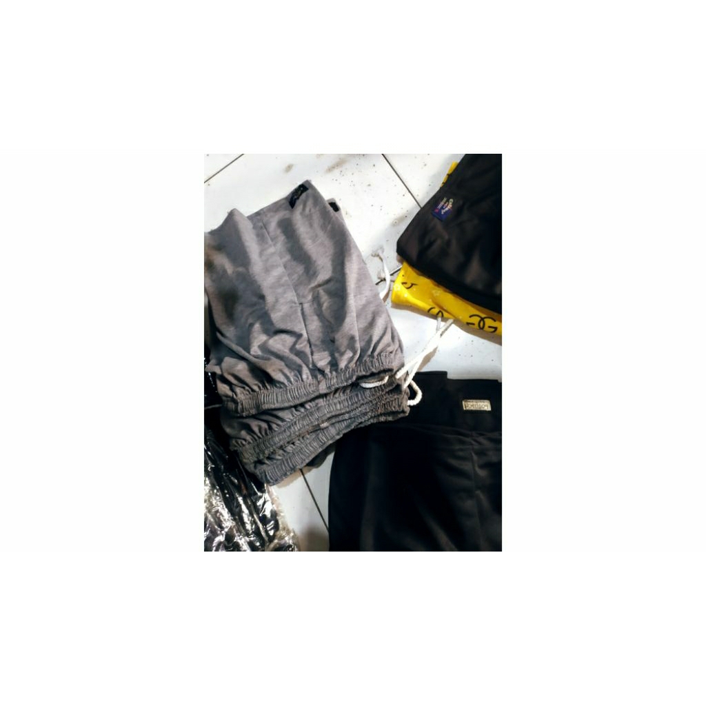 kodian( isi 20)celana pendek/ boarshot