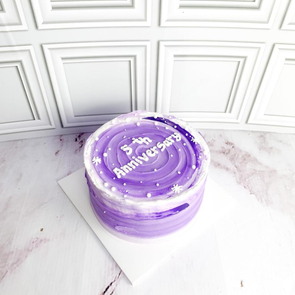 

Kue Ulang tahun/Birthday Cake/Kue Ultah tema Ungu/Purple Cake/Kue Birthday Jakarta/Korean Cake