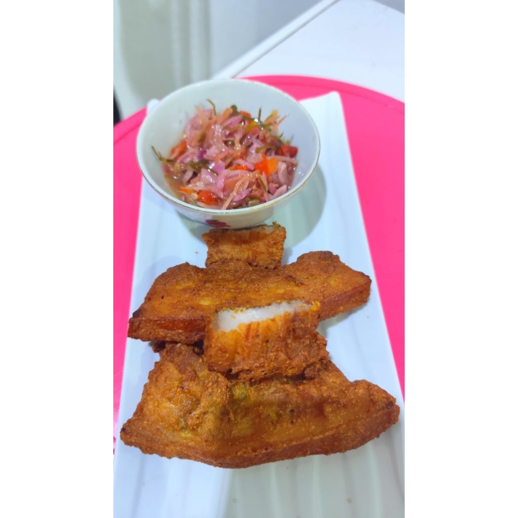 

Samcen goreng crispy free sambel matah masakan kalimantan