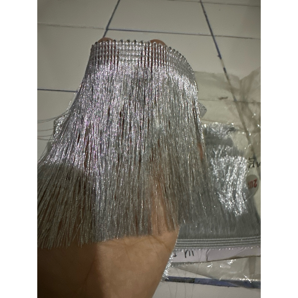 (1 meter) Rumbai / Renda Silver lebar 10 cm