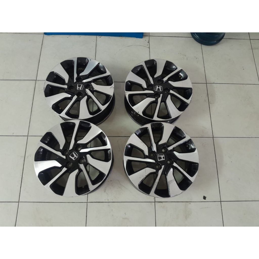 Jual Velg Bekas Ori Honda Brio Rs Ring 15 Lebar 6 Pcd 4x100 Et 45 cocok jazz,mobilio,dll