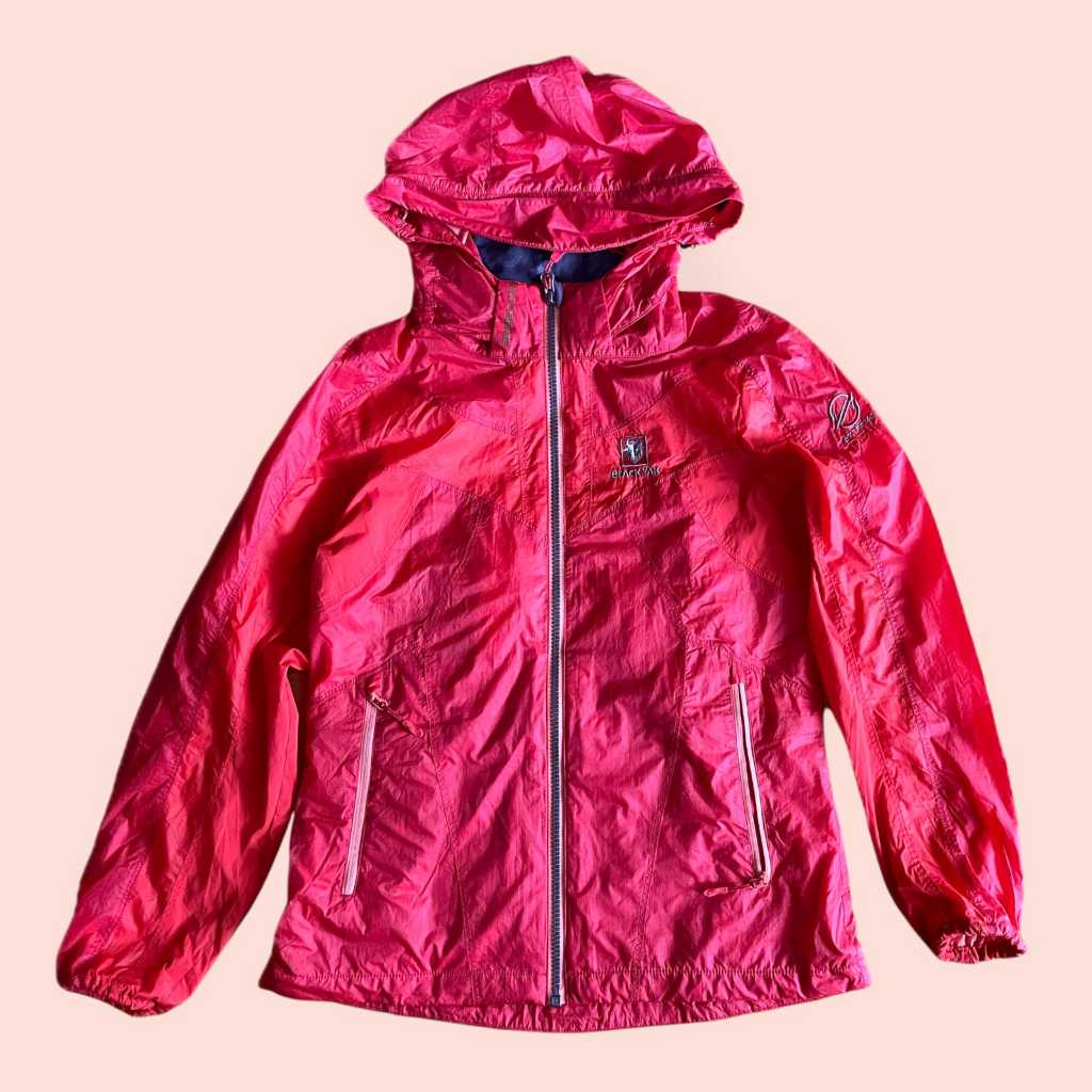 Black yak  Model Jacket running