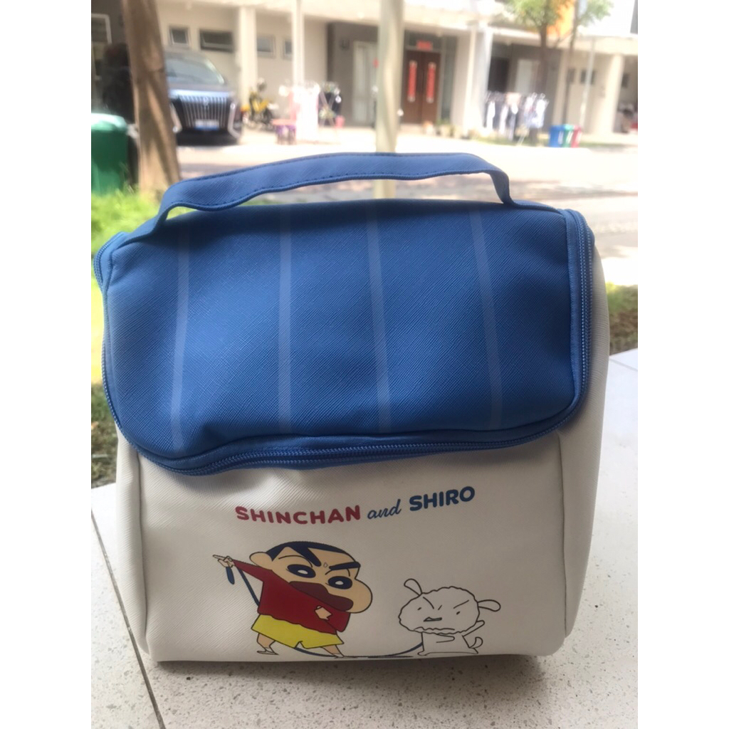 Crayon Shinchan cosmetic bag