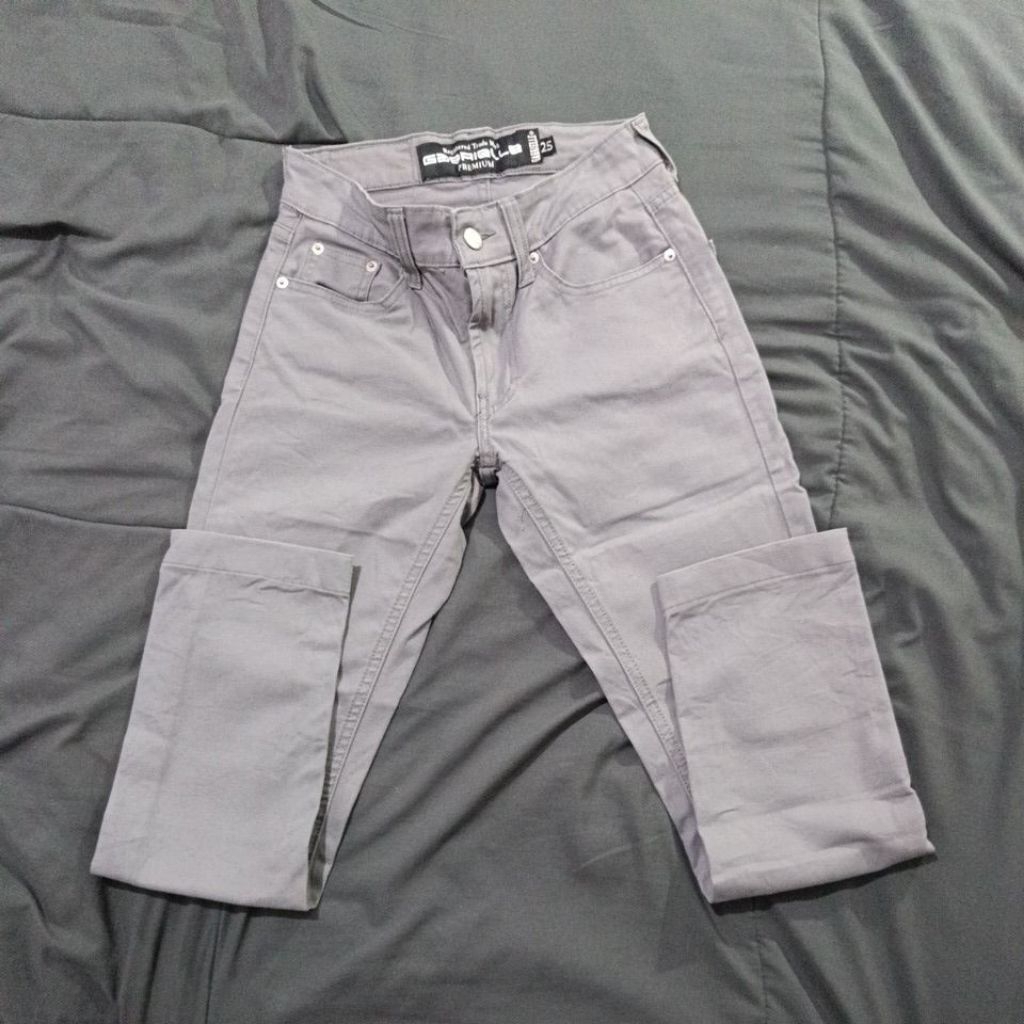 celana jeans Gabrielle remaja laki-laki