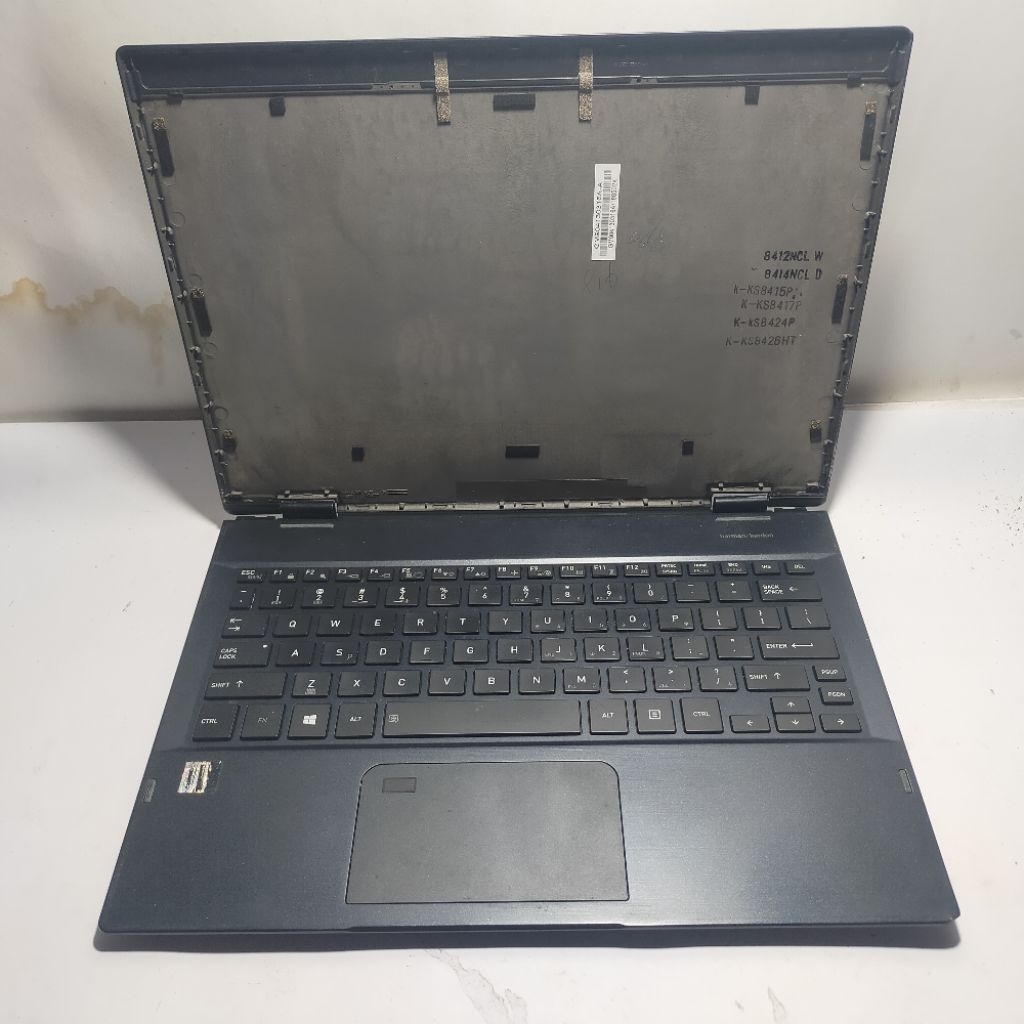 Casing Case Cassing Kesing Laptop Toshiba Portege X20W-E