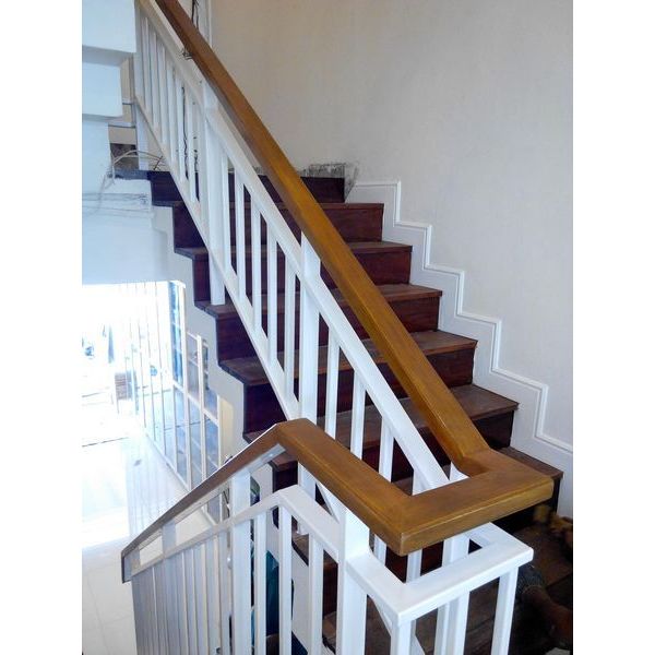 railing tangga handle kayu