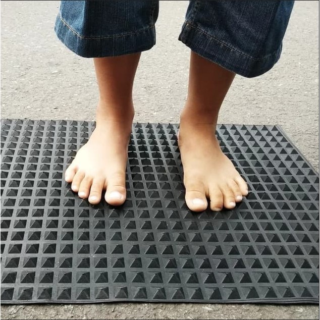 Keset Terapy (40cm x 60cm)/Keset Karet Tebal/Keset Refleksi Kaki/Keset Kesehatan