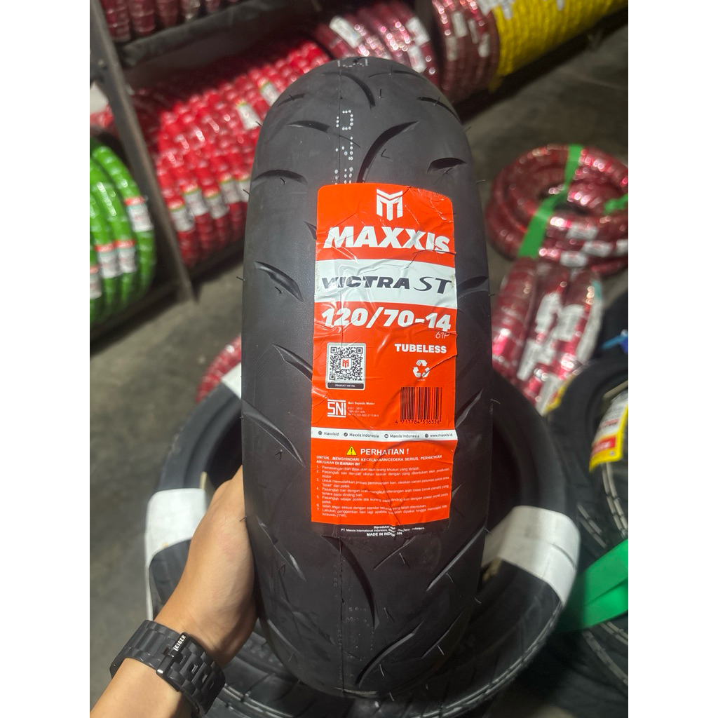 MAXXIS VICTRA 120/70 RING 14 TUBELESS