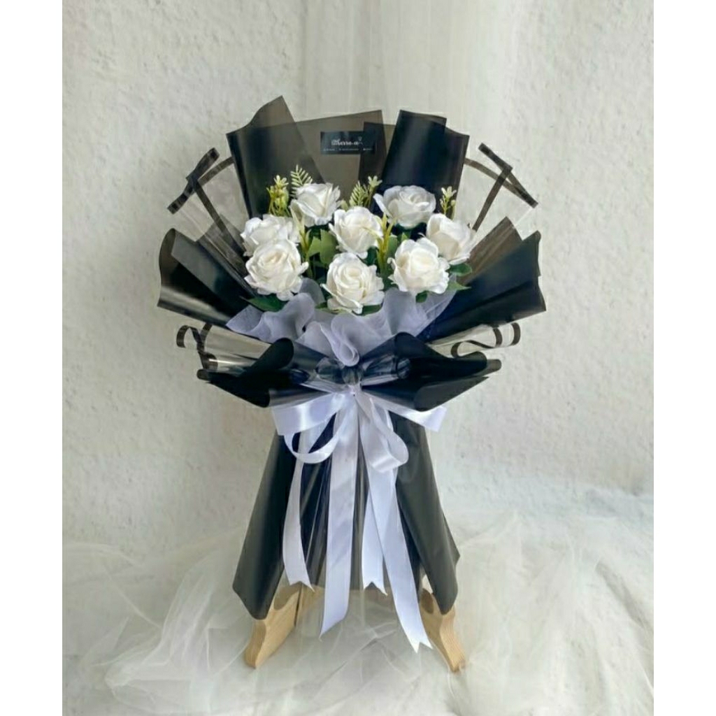 buket bunga artificial mawar putih