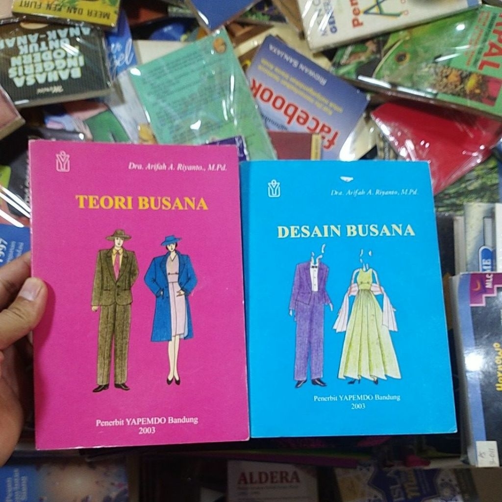 buku desain busana dan teori busana original