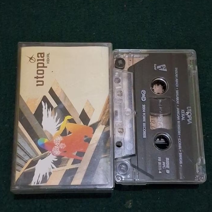 Kaset Utopia Album Kekal Mulus