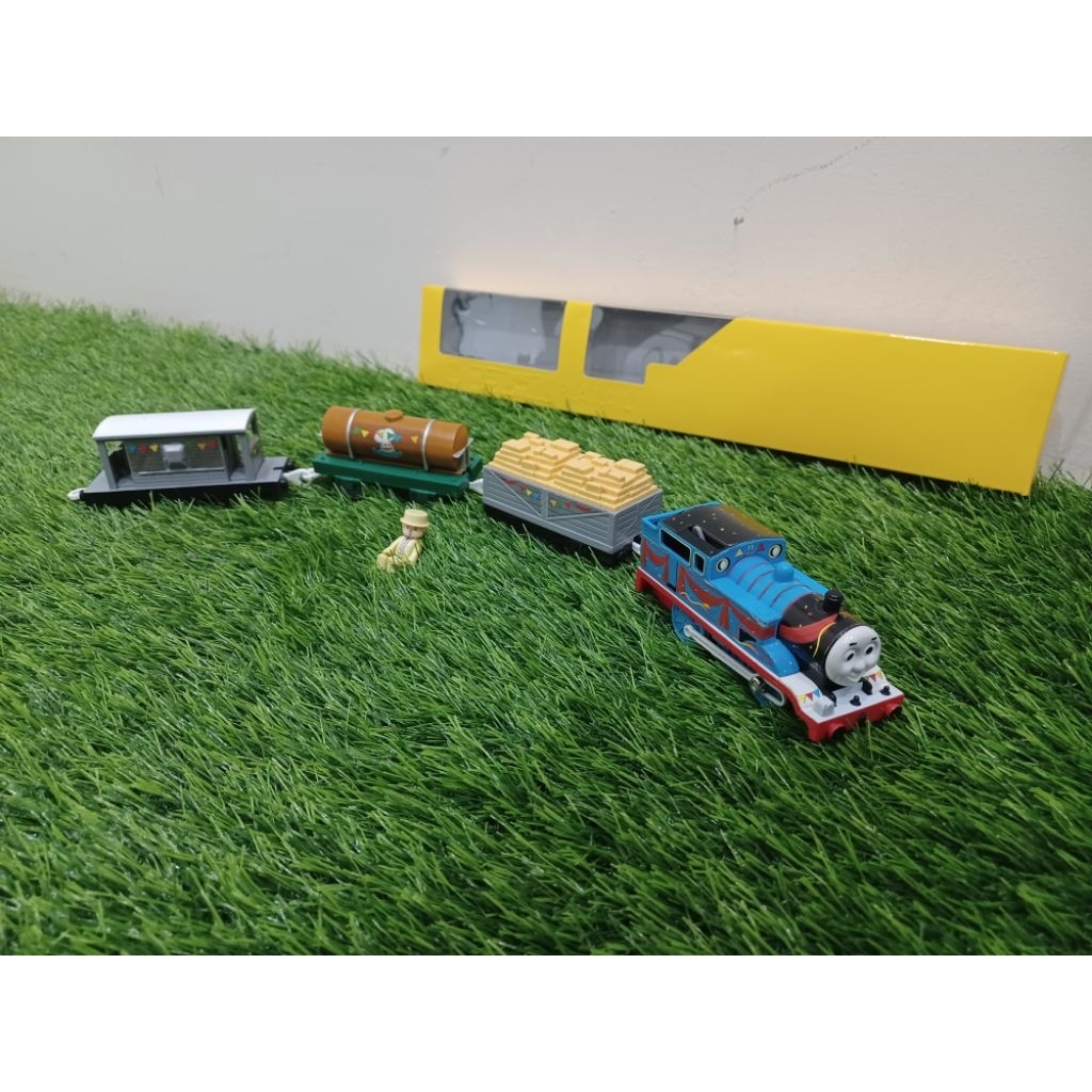 Plarail Tomy Takara Thomas and Friends 65th Anniversary Birthday Parade Wagon Set