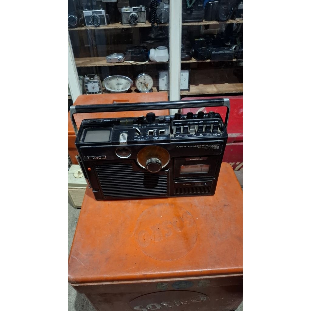 Radio + tv jvc 325b jadul antik vintage display lawas kuno anggap mati