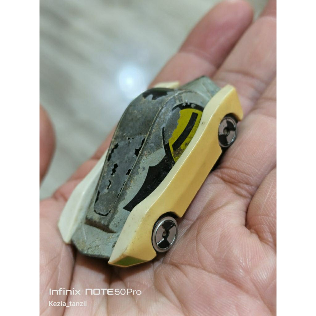 DIECAST DIE CAST JUALAN MAINAN MOBIL MOBILAN   ORIGINAL BRAND ASLI BEN10 BEN 10 BENTEN BEN TEN CARTO