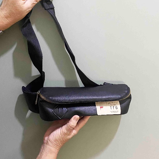 PRELOVED Tas Bag Laptop Gym Fitness Selempang Canvas Skena Merk TFG KEE Flex Flexzone