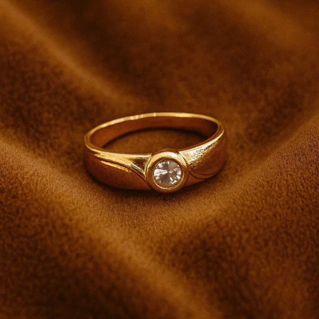 Cincin Xuping Wanita dengan desain polos elegan