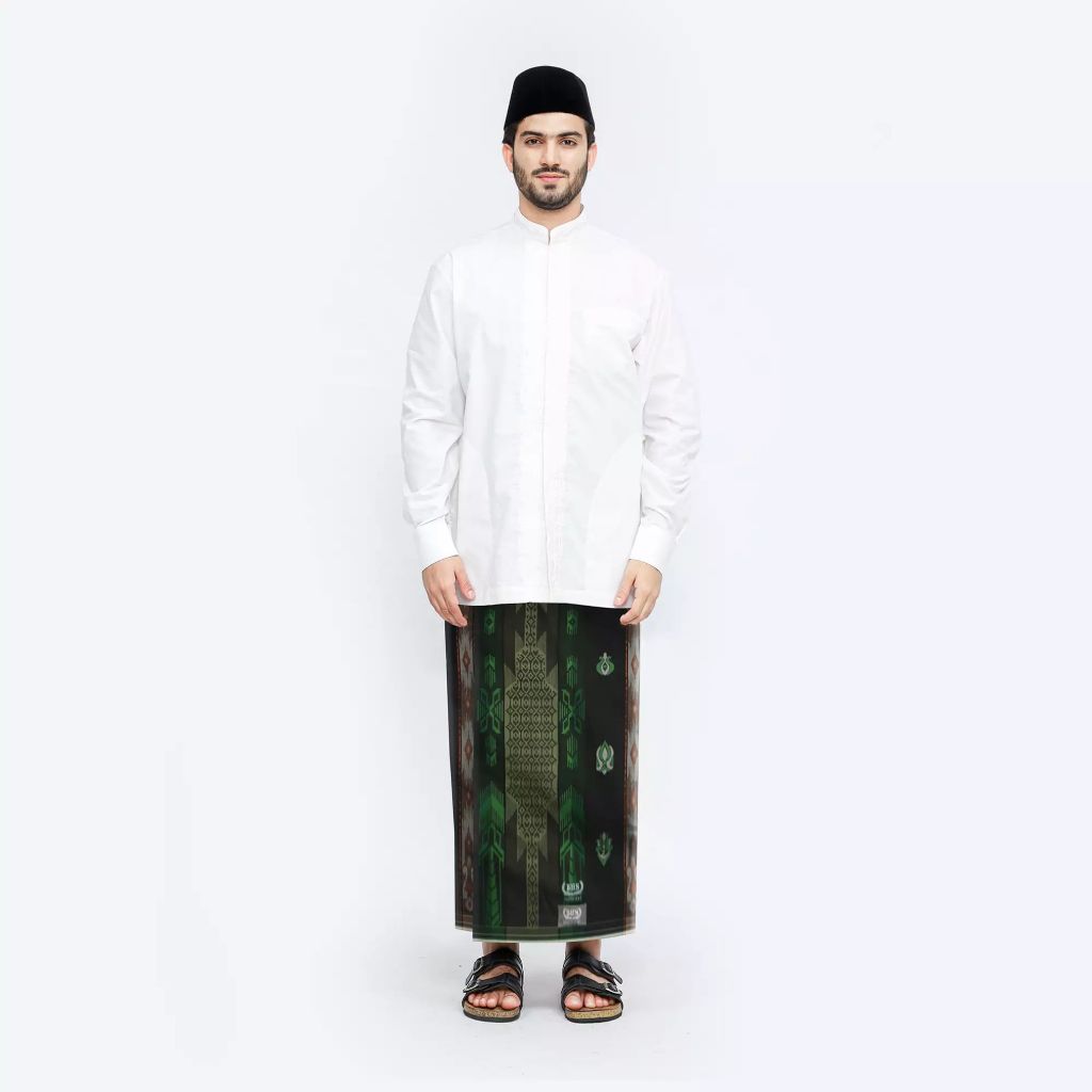 Sarung Excellent Silver Motif E57 JGH Hitam Hijau