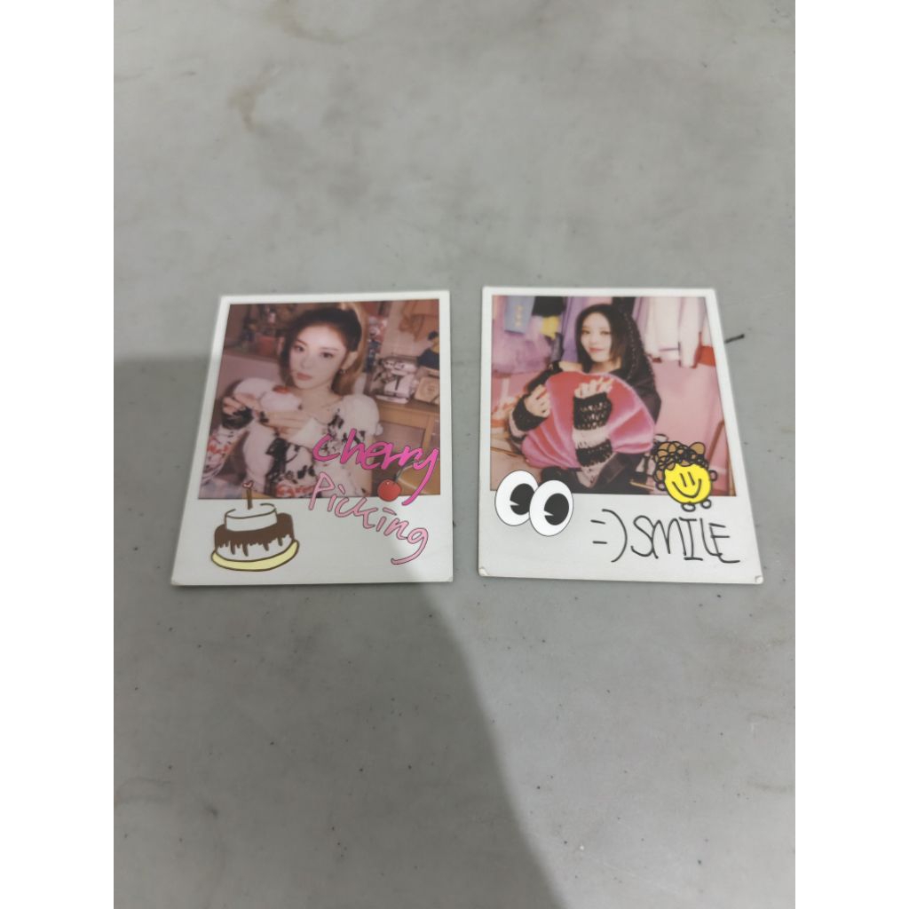 polaroid official itzy from album loco