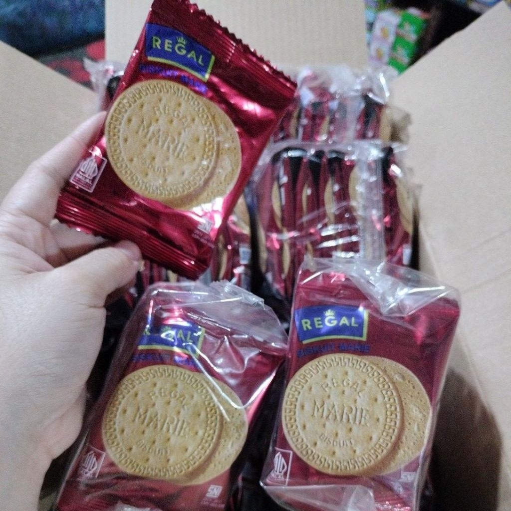 

Regal marie mini 12gr isi 10 sachet