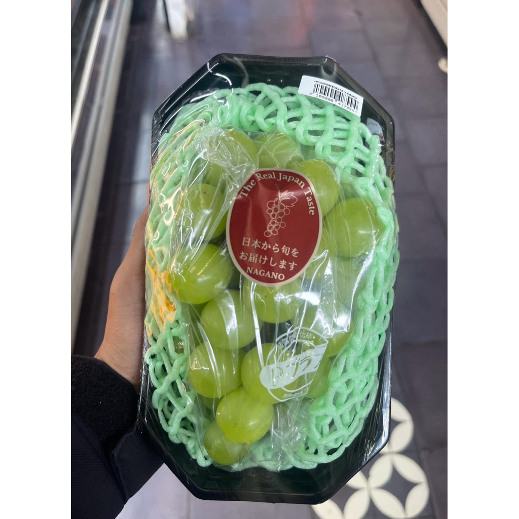 Promo Anggur shine Muscat Jepang Bunch / Buah Anggur Muscat Jepang Fresh / Pack