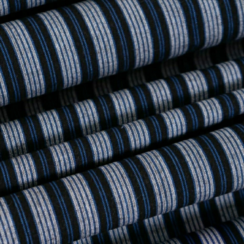 Kain Lurik Biru Cerah / Kain Lurik Tenun Jogja Biru Muda Hitam