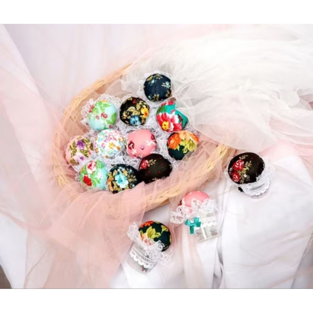 Pincase, tempat peniti dan jarum pentul. Tempat jarum pentul jilbab