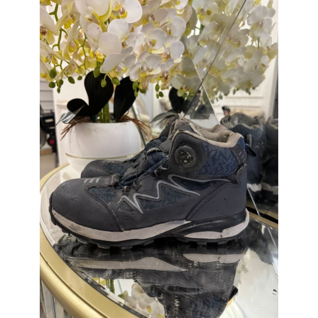 sepatu safety Prospecs safety shoes