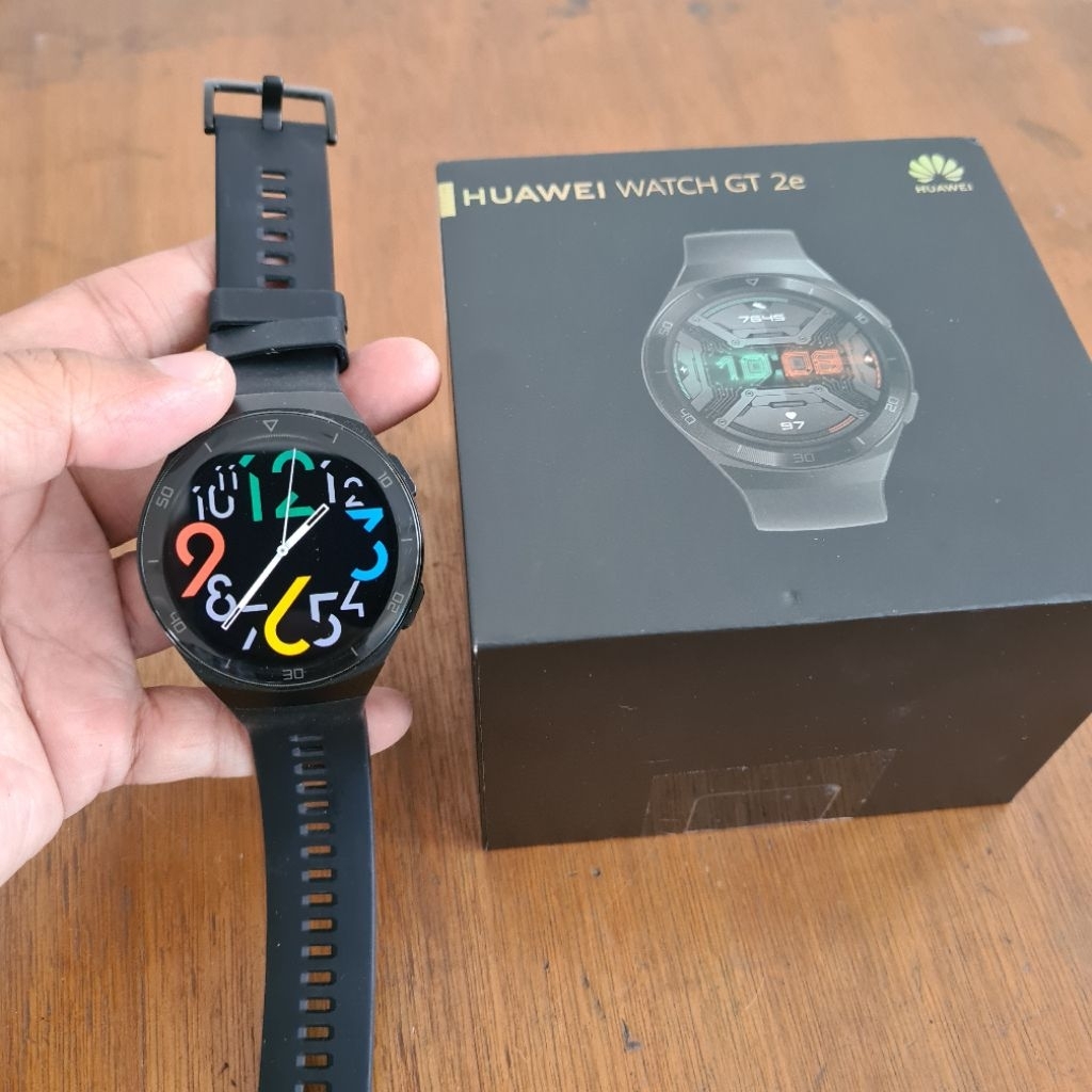 Huawei Watch GT 2e Second Mulus dan Lengkap