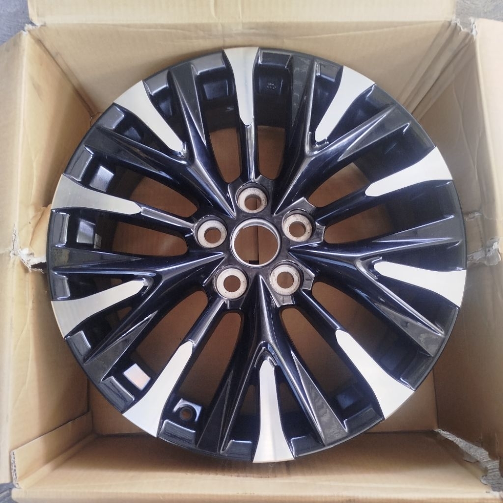 Velg Alphard new 2024 R19 original. satuan