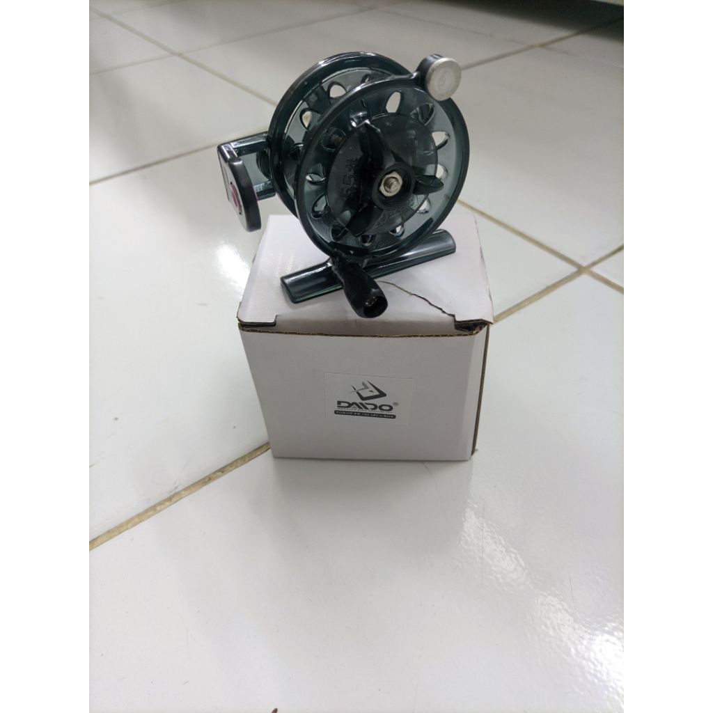 Tokos Daido FR102 Reel Fly fishing handle kanan Gulungan Pancing tegek kolong