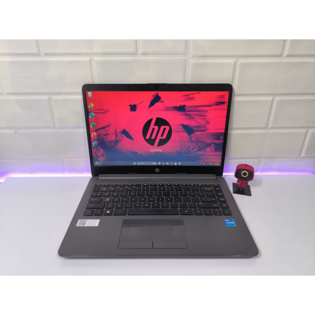 Laptop HP 240 G8 Intel Core i5 GEN 11 RAM 16GB SSD 512GB M.2 NVMe VGA IrisXe Win 11 + OHS 2021 Kence
