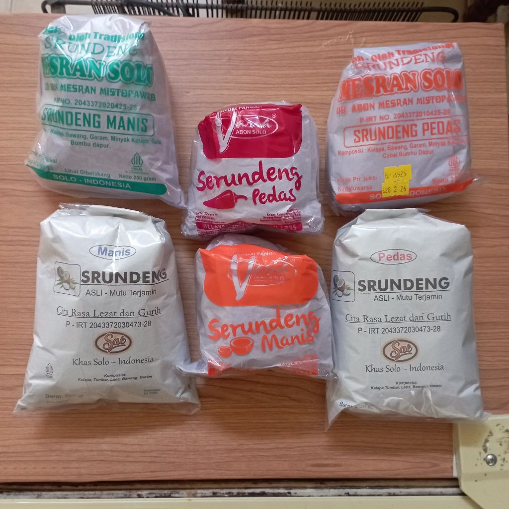 

pesan 5 macam bobot 1 kg Serundeng Solo Srundeng kelapa oleh oleh khas solo