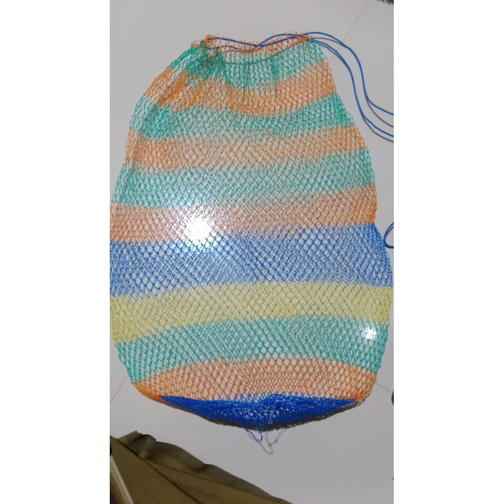 sanggi rajut wadah ikan