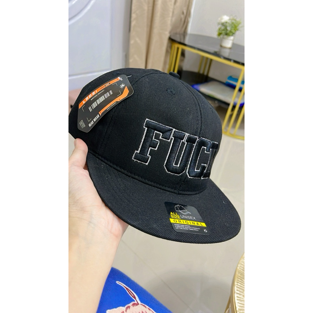 TOPI HITAM F*CK