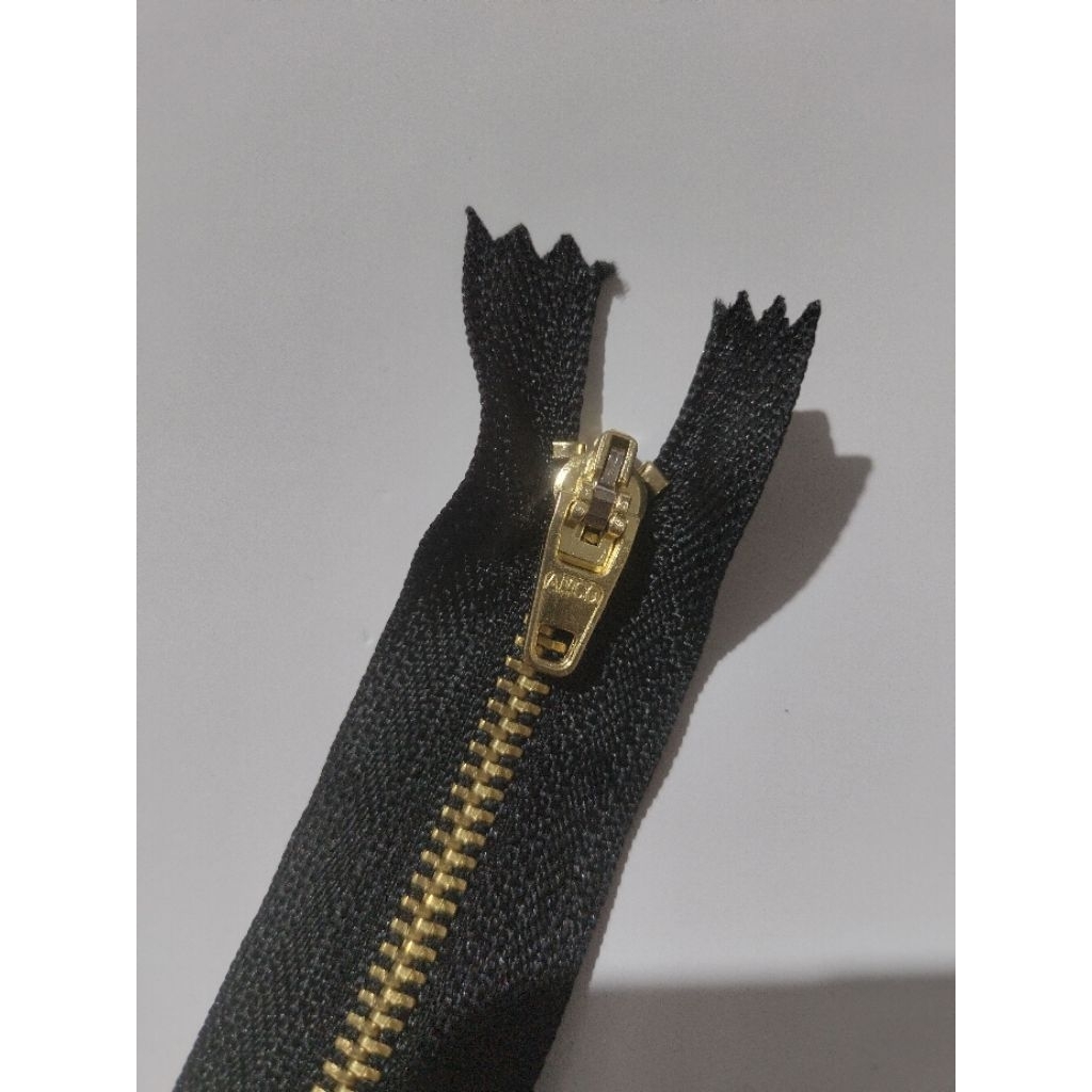 resleting jeans merk amco ori