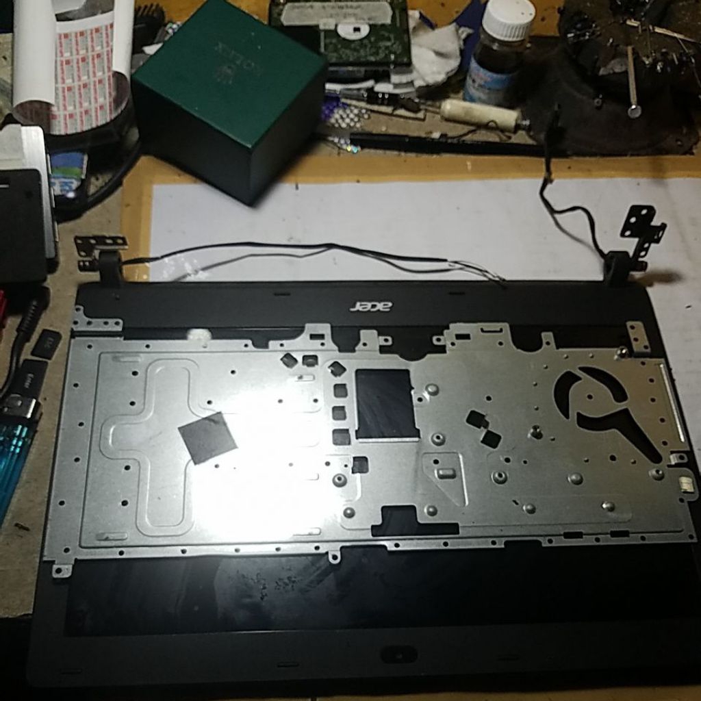 original brakcet bricket kaleng besi dudukan penahan pelindung keyboard mesin mobo motherboard Acer 